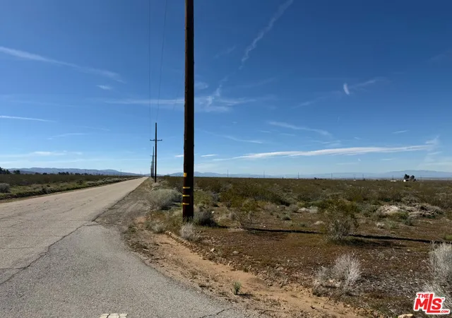 Photo 1 of Land for sale at 0 Vac/vic Ave W/180 Ste, Palmdale, CA 93591 | MLS# 26657433 | Listing updated on 2026-03-06