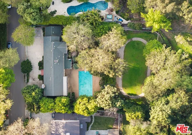 Photo 1 of Mansion for sale at 1150 Stone Cyn Rd, Los Angeles, CA 90077 | MLS# 26657515 | Listing updated on 2026-10-07