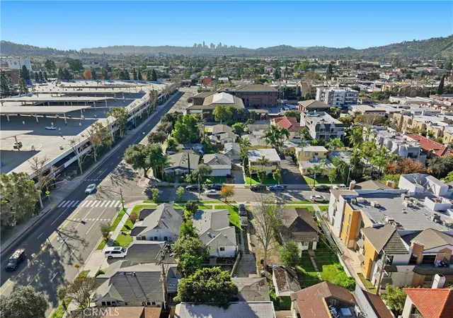 image of 405 Hawthorne, Glendale, CA 91204 | MLS# OC26039183