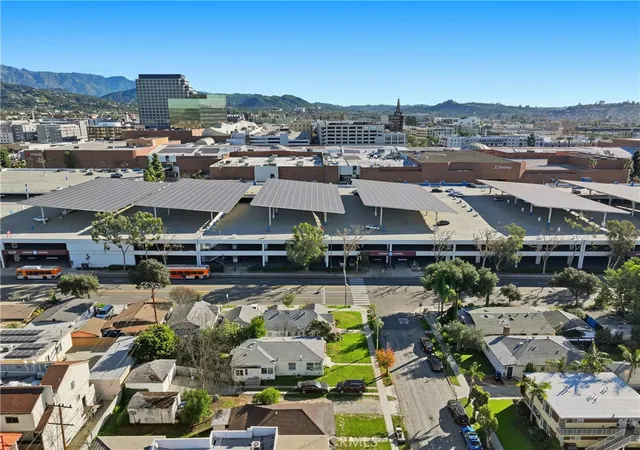 image of 405 Hawthorne, Glendale, CA 91204 | MLS# OC26039183
