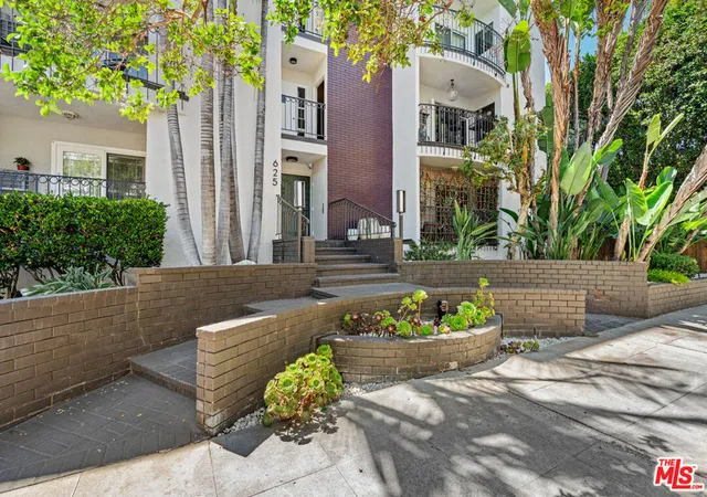 Photo 2 of Condo for sale at 625 N Flores St #304, West Hollywood, CA 90048 | MLS# 26657081 | Listing updated on 2026-09-08
