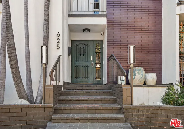 Photo 3 of Condo for sale at 625 N Flores St #304, West Hollywood, CA 90048 | MLS# 26657081 | Listing updated on 2026-09-08