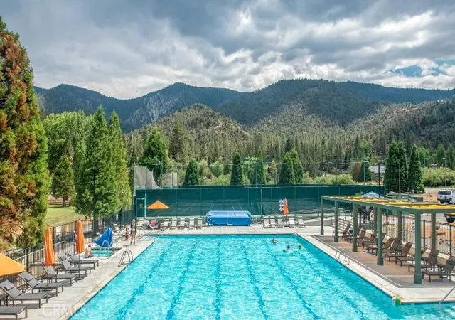 Homes for sale in Pine Mountain Club, CA | 2217 Saint Bernard Dr, Pine Mountain Club, CA 93222 | MLS# SR26043588