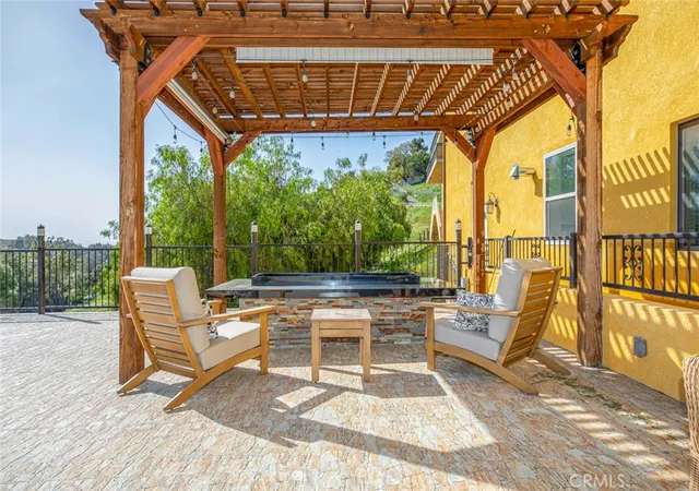 5th image of 9336 Wayside Dr, Sunland, CA 91040 | MLS# GD26043158
