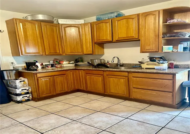5th image of 1434 40Th, Oakland, CA 94601 | MLS# MC26043749