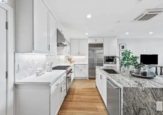 Photo 4 of Townhouse for sale at 1045 Spiedini Ter, San Ramon, CA 94583 | MLS# 41125444 | Listing updated on 2026-06-29