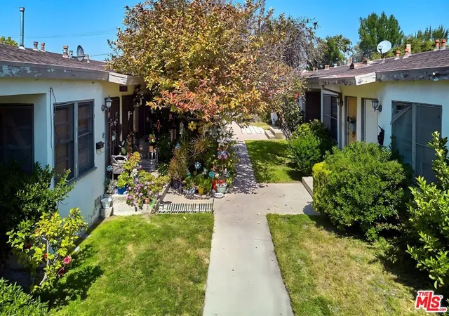 Photo 2 of Multi family home for sale at 2711 Pico Blvd, Santa Monica, CA 90405 | MLS# 26657565 | Listing updated on 2026-08-31