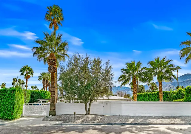Photo 1 of Sale Pending at 1655 Tamarisk Rd, Palm Springs, CA 92262 | MLS# 219143942DA | Listing updated on 2026-03-30