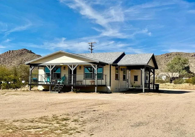 Homes for sale in Joshua Tree, CA | 4884 Avenida Del Sol, Joshua Tree, CA 92252 | MLS# 219143947DA