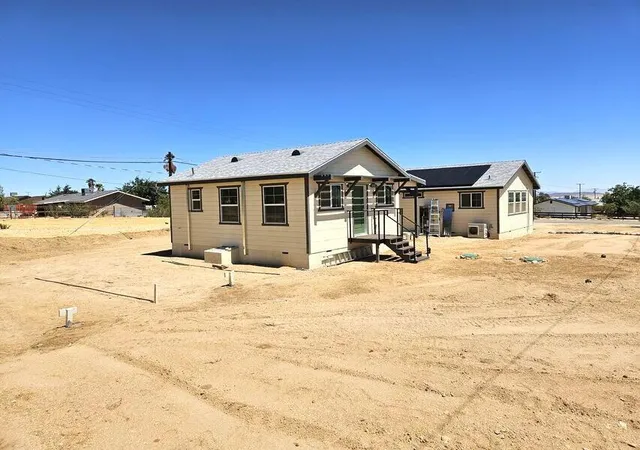 Homes for sale in Joshua Tree, CA | 4884 Avenida Del Sol, Joshua Tree, CA 92252 | MLS# 219143947DA