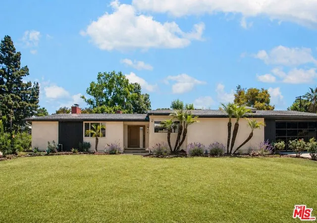 2nd image of 10200 Shoshone Ave, Northridge, CA 91325 | MLS# 26657063