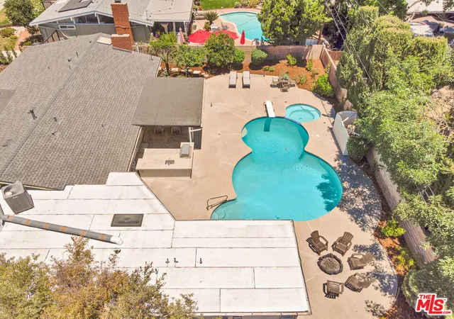 33rd image of 10200 Shoshone Ave, Northridge, CA 91325 | MLS# 26657063
