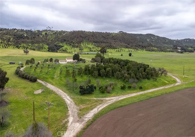 2nd image of 15300 Round Tree Rd, Valley Center, CA 92082 | MLS# OC26041016