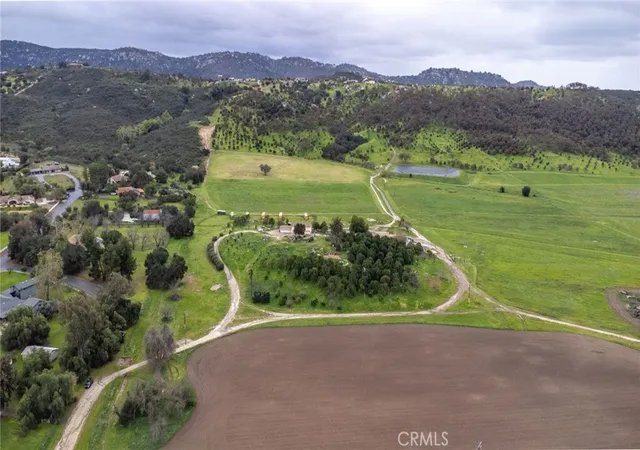4th image of 15300 Round Tree Rd, Valley Center, CA 92082 | MLS# OC26041016
