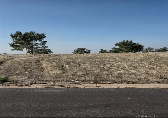 13th image of 5608 Via Venezia, Bakersfield, CA 93306 | MLS# SR26043990