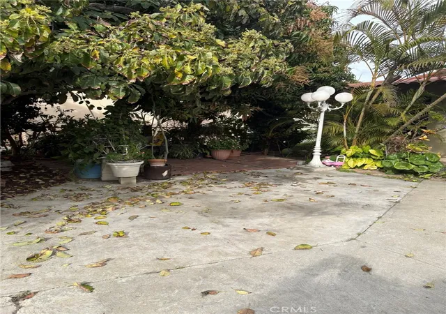 3rd image of 1362 South Downey Road, Los Angeles, CA 90023 | MLS# PW26034473