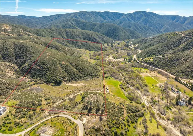Homes for sale in Lake Hughes, CA | 43460 Newview Dr, Lake Hughes, CA 93532 | MLS# SR26043472