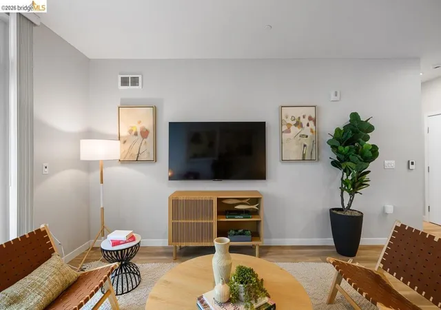 4th image of 260 260 Brooklyn Basin Way #443, Oakland, CA 94606 | MLS# 41125501