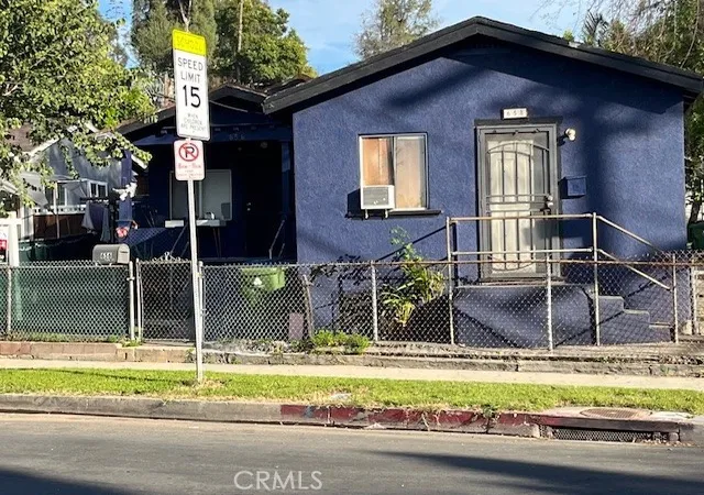 10th image of 656 S Mott, Los Angeles, CA 90023 | MLS# WS26044226