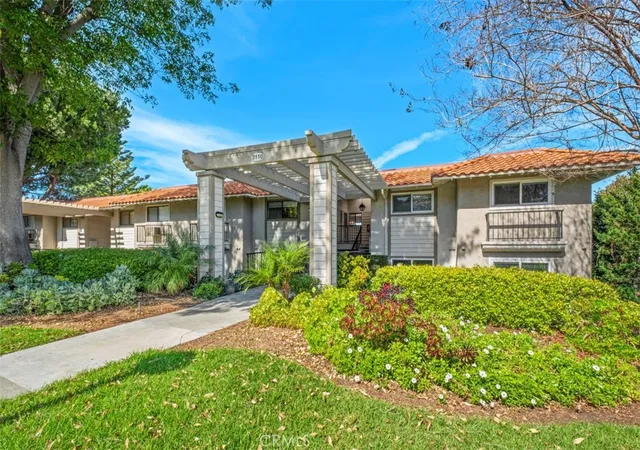 Homes for sale in Laguna Woods, CA | 3110 Via Serena South #P, Laguna Woods, CA 92637 | MLS# OC26044242