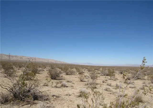 1st image of 0 225 284 31 00 9, Mojave, CA 93501 | MLS# IG26043410