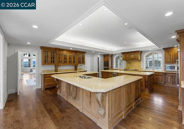 Photo 4 of Single family home for sale at 10 Serenity Ln, Alamo, CA 94507 | MLS# 41125528 | Listing updated on 2026-04-01