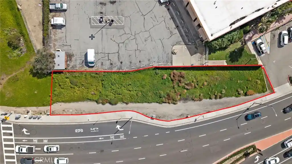 Photo 1 of Land for sale at 524 E Avenida Pico, San Clemente, CA 92672 | MLS# OC26040462 | Listing updated on 2026-08-17