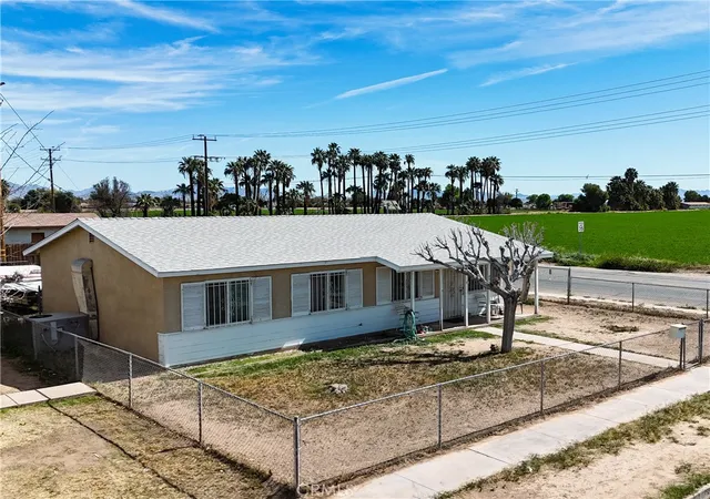 Homes for sale in Blythe, CA | 490 S 4th, Blythe, CA 92225 | MLS# OC26044385