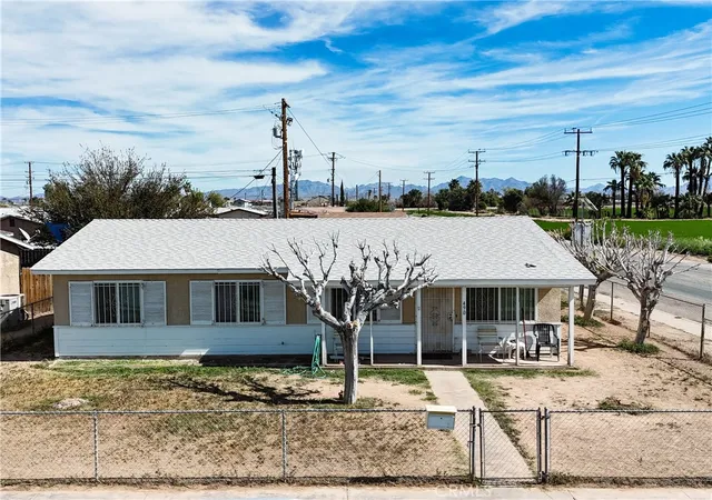 Homes for sale in Blythe, CA | 490 S 4th, Blythe, CA 92225 | MLS# OC26044385