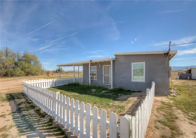Homes for sale in Newberry Springs, CA | 47631 Valley Center, Newberry Springs, CA 92365 | MLS# CV26044462