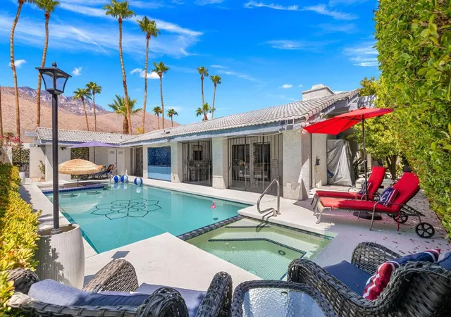 4th image of 2082 S Madrona Dr, Palm Springs, CA 92264 | MLS# 219144001PS