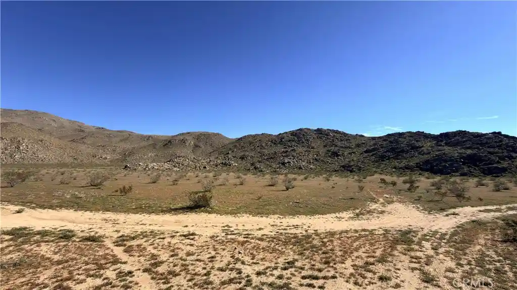 Photo 1 of Land for sale at 11311 La Mesa, Apple Valley, CA 92307 | MLS# HD26044189 | Listing updated on 2026-10-08
