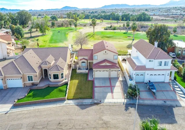 4th image of 915 Beach Dr, Needles, CA 92363 | MLS# JT26043424