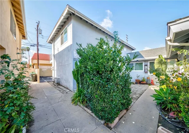 Homes for sale in Tustin, CA | 15821 S Myrtle, Tustin, CA 92780 | MLS# OC26044786