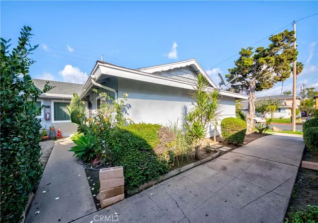 4th image of 15821 S Myrtle, Tustin, CA 92780 | MLS# OC26044786