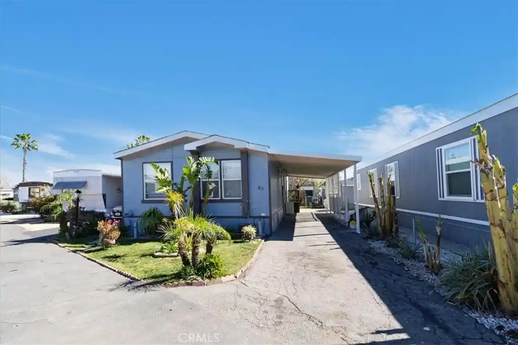 Photo 1 of Sale Pending at 32900 Riverside Dr #63, Lake Elsinore, CA 92530 | MLS# SW26044837 | Listing updated on 2026-10-21