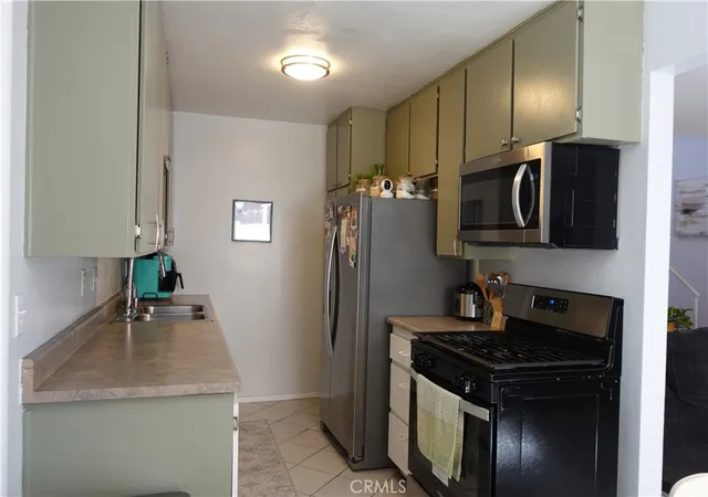 Homes for sale in Corona, CA | 1307 Via Santiago #B, Corona, CA 92882 | MLS# PW26045035