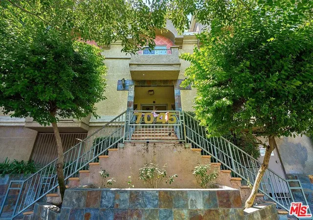 Homes for sale in Van Nuys, CA | 7045 Woodley Ave #110, Van Nuys, CA 91406 | MLS# 26658161