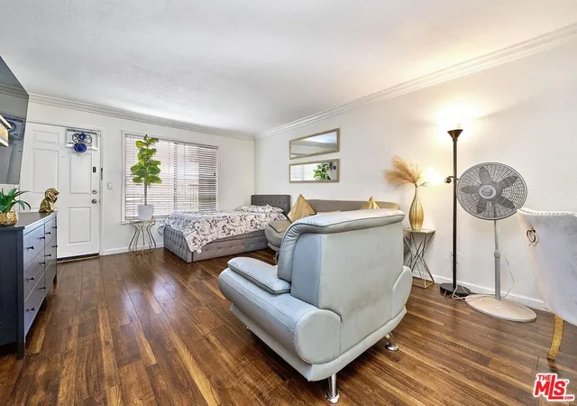 Homes for sale in Van Nuys, CA | 7045 Woodley Ave #110, Van Nuys, CA 91406 | MLS# 26658161