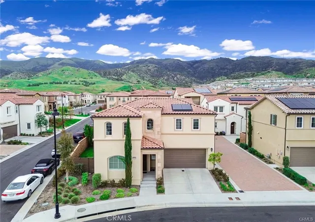 1st image of 20831 W Acorn, Porter Ranch, CA 91326 | MLS# SR26044061