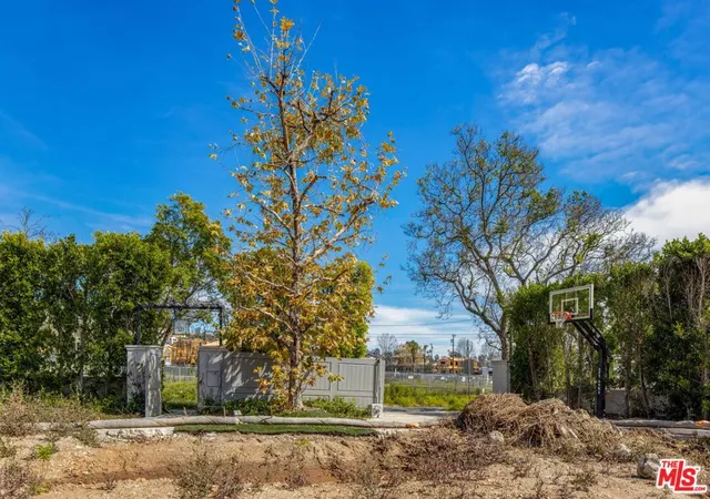 Photo 2 of Land for sale at 15422 Albright St, Pacific Palisades, CA 90272 | MLS# 26656615 | Listing updated on 2026-09-03