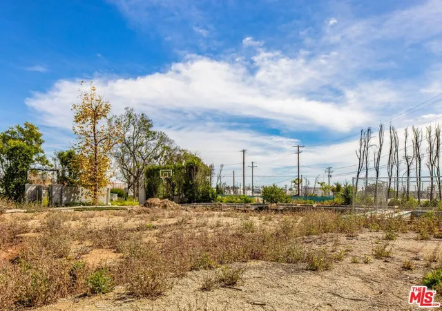 Photo 3 of Land for sale at 15422 Albright St, Pacific Palisades, CA 90272 | MLS# 26656615 | Listing updated on 2026-09-03