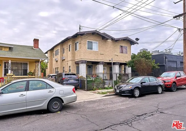 1st image of 1242 S Kingsley Dr, Los Angeles, CA 90006 | MLS# 26656643