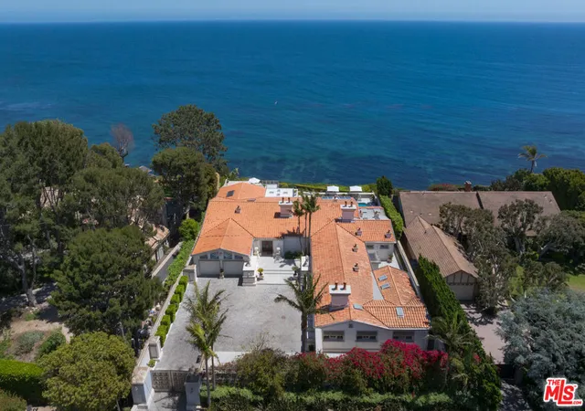 Homes for sale in Malibu, CA | 29000 Cliffside Dr, Malibu, CA 90265 | MLS# 26658427