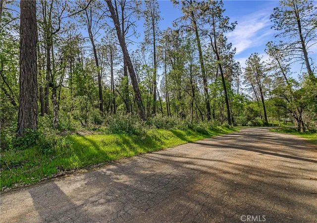 Homes for sale in Redding, CA | 9200 Silver King Rd, Redding, CA 96001 | MLS# IV26045393