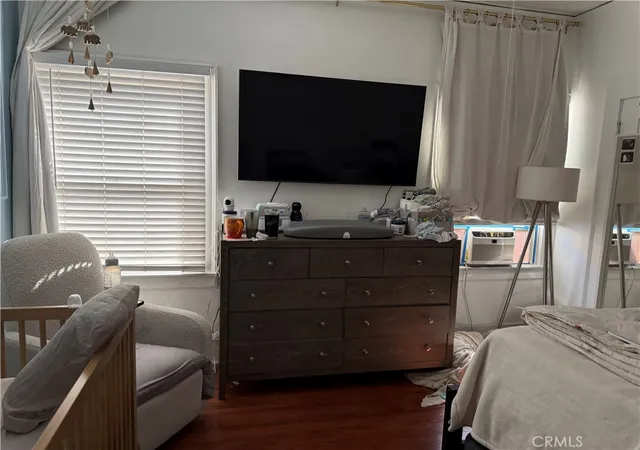 32nd image of 109 S Catalina, Los Angeles, CA 90004 | MLS# RS26044722