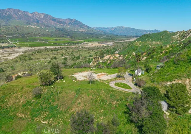 Photo 1 of Land for sale at 18500 S Mountain Rd, Santa Paula, CA 93060 | MLS# SR26045271 | Listing updated on 2026-03-02