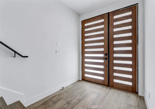 Photo 2 of Townhouse for sale at 2302 Perkins Ln, Redondo Beach, CA 90278 | MLS# PV26040177 | Listing updated on 2026-10-06