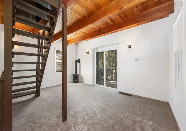 4th image of 33283 Holcomb Creek, Green Valley Lake, CA 92341 | MLS# IG26045418