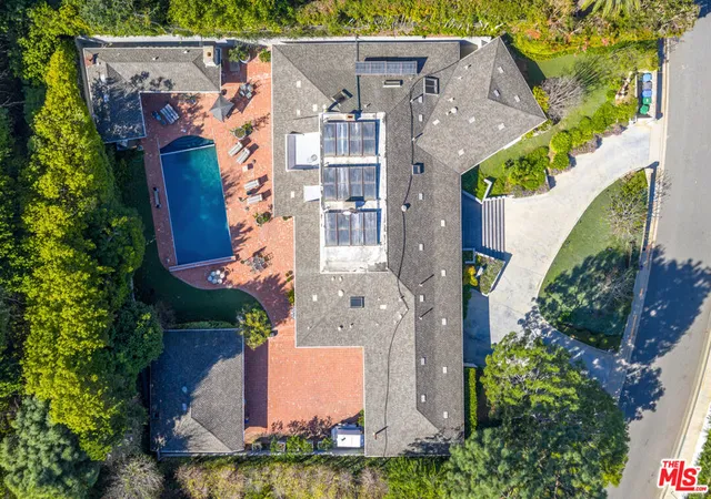 Homes for sale in Beverly Hills, CA | 917 Oxford Wy, Beverly Hills, CA 90210 | MLS# 26658363